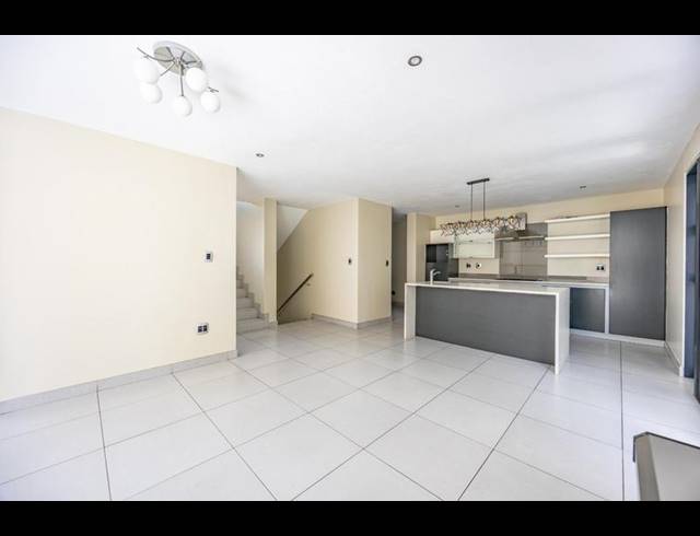 3 BEDROOM CLUSTER FOR SALE IN WATERKLOOF RIDGE